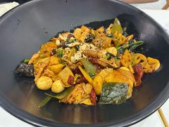 -醉人椒麻辣香锅(王府井喜悦店)