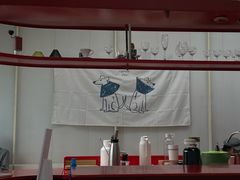 -UNI UNI(环亚凯瑟琳店)