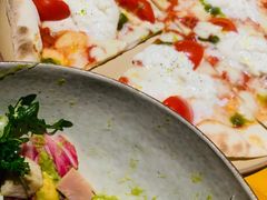 -JINNS锦时 steak&pizza(浸信会礼拜堂旧址店)