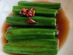 -巷子宽·酸菜鱼(迪士尼小镇店)