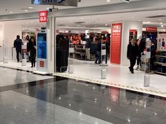 -优衣库(上海正大广场店)