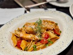 -LESCEDARS  Bistro香柏树(外滩店)