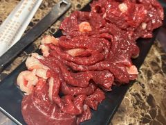 -牛里牛气· 榴莲海鲜鲜牛肉自助火锅·烤肉(横岗店)