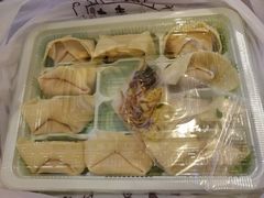 -笑来喜馄饨小笼工坊店(湖滨街店)
