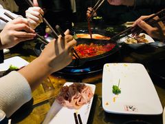 -老房老舍重庆火锅(假日城市店)