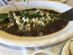 -赶海部落海鲜城(海阳路店)