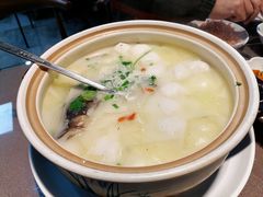 招牌鱼头煲-品渔味湖鲜馆(拈花湾店)