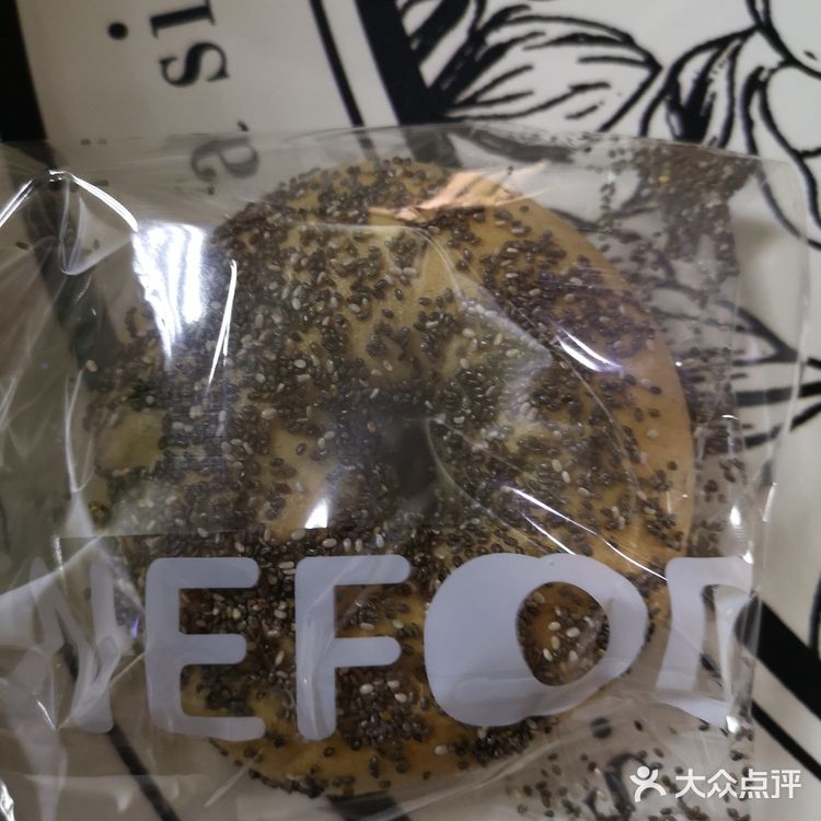 被因为颜值种草的，买了两个墩墩…