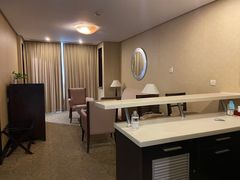 -嘉瑞酒店有限公司