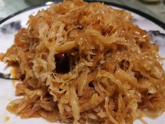酸菜炒粉条-华盛园卷子王农家菜水库鱼