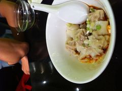 红油抄手-鹿港小镇(霄云店)