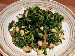 青年拌菜-青年公社烤鸭(宝杨宝龙广场店)