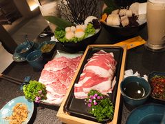 -湊湊火锅·茶憩(打浦桥日月光店)