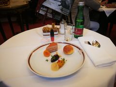 -Cafe Sacher(WIEN)