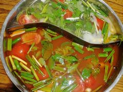 酸汤鱼-亮欢寨(凯里总店)