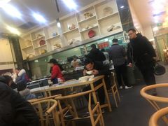 大堂-蒋家桥饺面店(奥邦店)