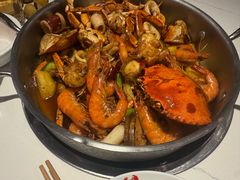 -七欣天香辣蟹火锅(闵行浦江欢乐颂店)
