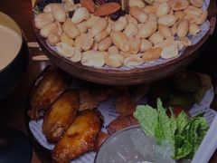 -TZ House音乐现场(来福士中心店)