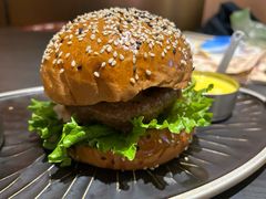 -Let'sBURGERplus·非常创意汉堡(三里屯店)