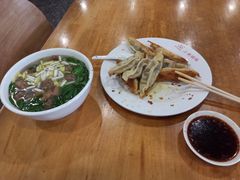 -西工饭庄快餐厅(西工小街店)