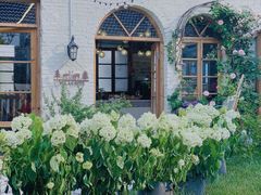 -Jo's Garden