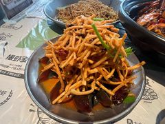-巴厘龙虾·榜首油焖大虾(音乐学院·沿江酒馆店)