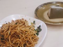 -邓老汉燃面村(水井街店)