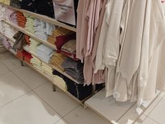-优衣库(重庆沙坪坝印象汇店)