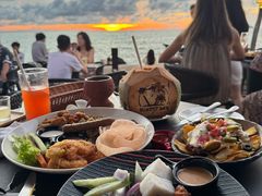 -Sunset Bar(丹绒亚路香格里拉店)