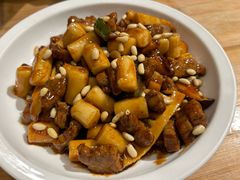 松子牛肉炒年糕-兔爸私家小厨(新北万达店)
