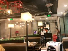 大堂-黄记煌三汁焖锅(渝北金港国际店)