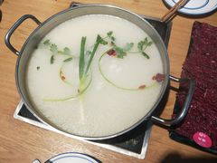 斑鱼招牌锅-打酱友•斑鱼海鲜粥火锅(吴桥店)