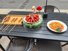 -霸气大叔干锅鸭头·龙虾烧烤·川菜·赛事直播(三里屯店)
