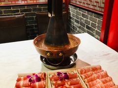 -羊家胡同·龙虾烧烤火锅(龙汇路店)