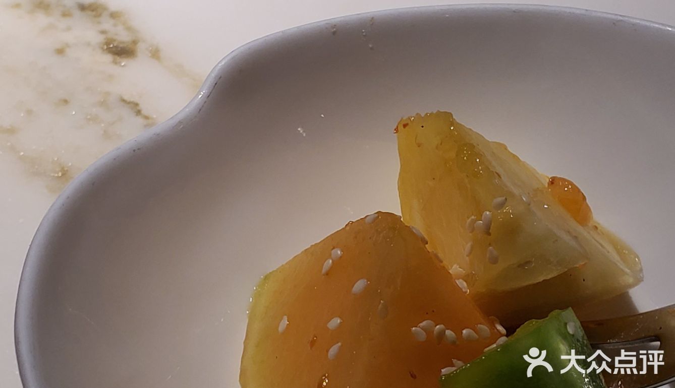 这家店吃起来也没看起来那么贵嘛~好吃！大力推荐！