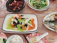 -贾老板缸肉馆(潮韵街店)