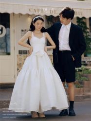 -NaNa婚纱礼服馆