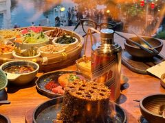 -包整·丝娃娃(甲秀楼景观店)
