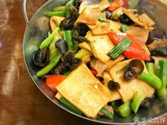 -自游人·美食一楼·地道徽菜(三十年名店)