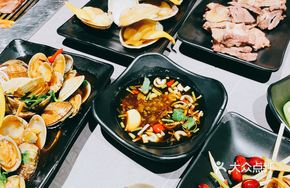 Charcoal-Grilled Yellow Clams