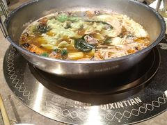 -七欣天香辣蟹火锅(上海银亿滨江店)