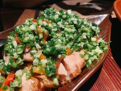 大理风味葱椒鸡-花马天堂云南餐厅 Lost Heaven(高邮路店)