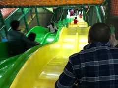 -蒙特利亲子乐园