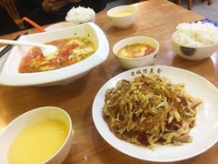 -篱笆院东北饺子王(欧阳路店)