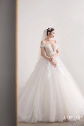 -Lady  Jane高端婚纱礼服馆