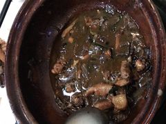 -胡须佬鸡煲四季火锅(龙珠大道店)