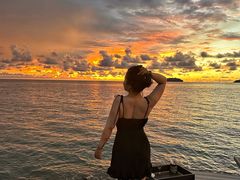 -Sunset Bar(丹绒亚路香格里拉店)