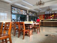大堂-相聚青山餐厅(阎河路店)