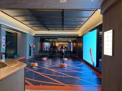 -桔子酒店(上海西藏北路地铁站店)