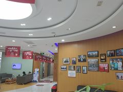 -雅悦齿科(顾村公园店)